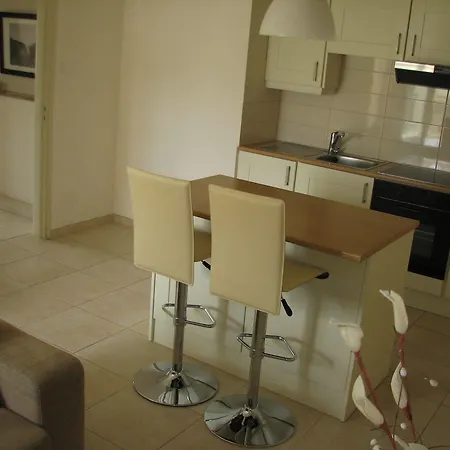 Hotel Hill View Restaurant & Pissouri