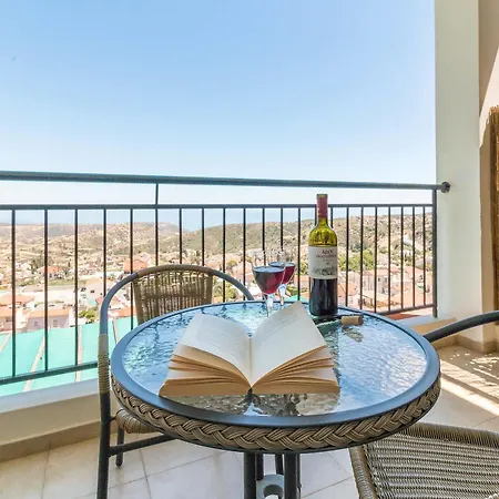 Hill View Restaurant & Hotel Pissouri